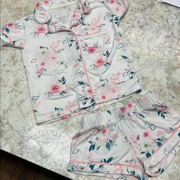 Tahari Other - Tahari Pink and Blue Floral Pajama Set